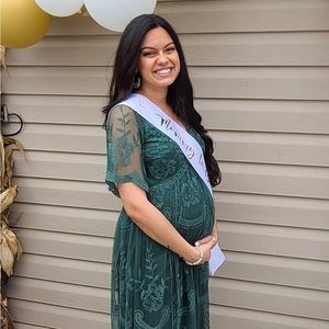 PINKBLUSH MATERNITY Green Lace Maxi Dress